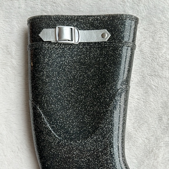 2 for $40💖 Women’s Size 41 Silver Grey Rubber Rain Boots (fits Size 9.5 to 10) - Picture 4 of 8